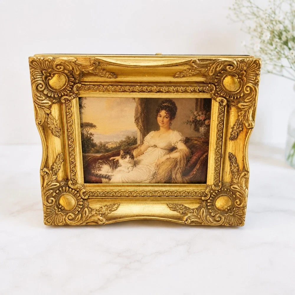 Vintage Ornate Gold 8x10 Frame Holds 5x7 Photo Baroque Victorian Decor